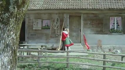 Порно фильмы: Шесть шведок в Альпах (1983)