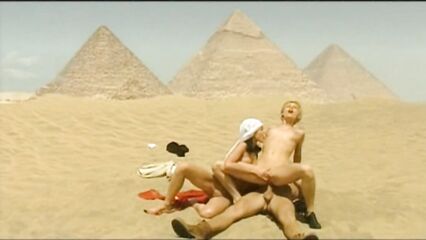 Пирамида 3 / Private Gold 13: Pyramid (порно фильм №3) с русским переводом