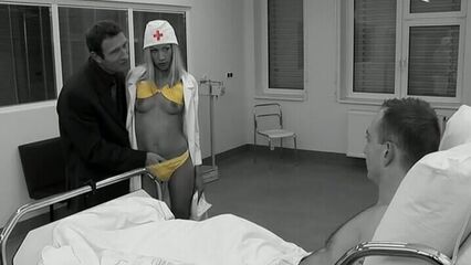 Полнометражное порно: Город секса (фильм 1, с русским переводом)