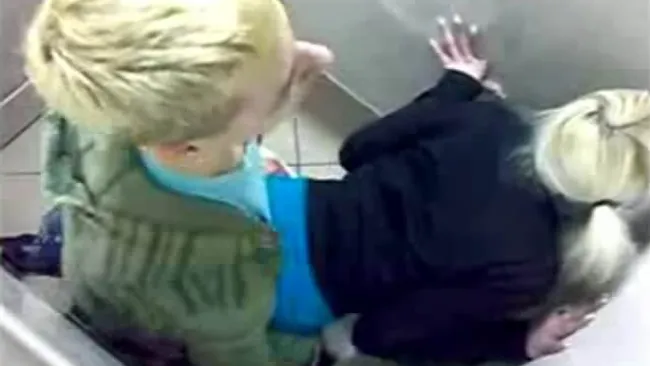 Аналдағы лесбияндық аяқ Негир асс