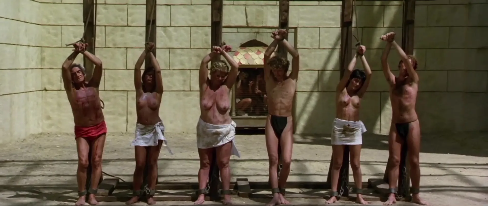 Севинч Муминова Узбек секс ютуб Кейт Уинслет Титаниктен жалаңаш