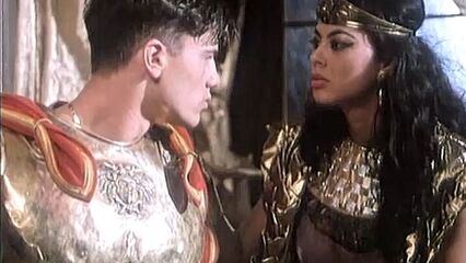 Үлгілері бар сексуалды фотосуреттер