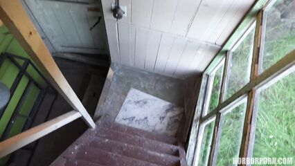 Девушка из колодца | The girl from the well (порно ужасы)