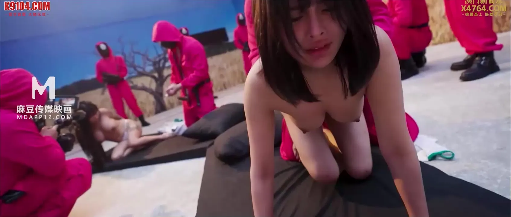 Эротикалық әскери тұсқағаздар