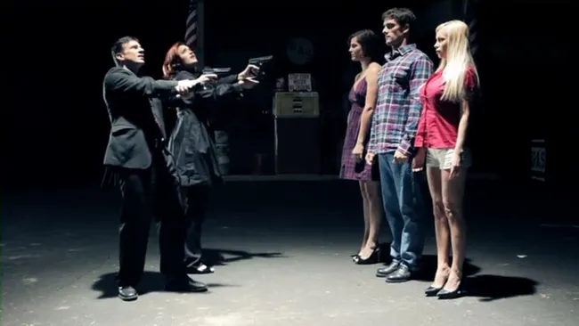 Жалаңаш жүрген порно көру Dom 2-ден рапунци порносы