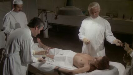 Лагерь СС №5: Женский ад (1977) эротический фильм [RUS]