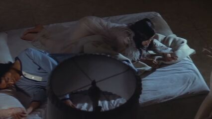 Проститутка в белом платье (1974) ретро эротический фильм